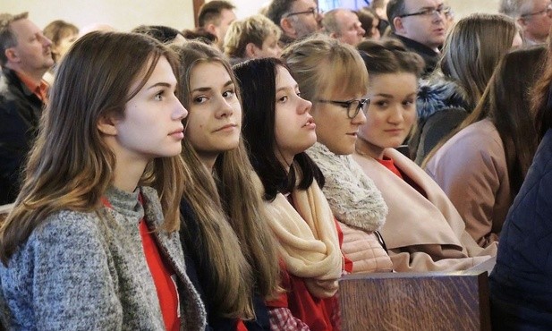 На юбилейном собрании присутствовали члены благотворительных бригад и школы Каритас   Уршула Рогольская / Фото Гость